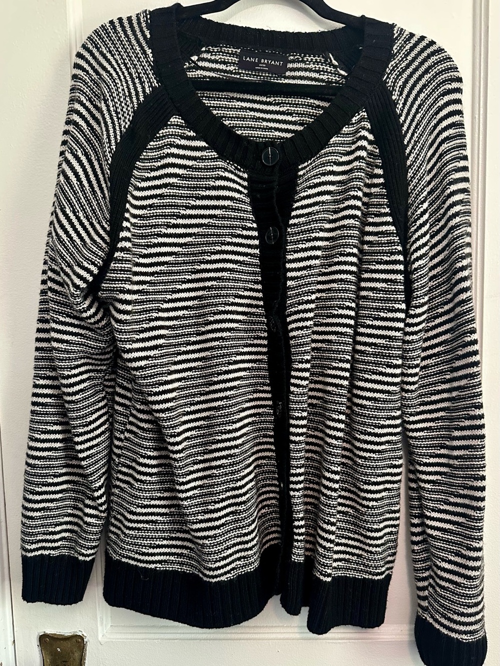 Lane Bryant Black & White Striped Knit Cardigan Sweater (18/20)